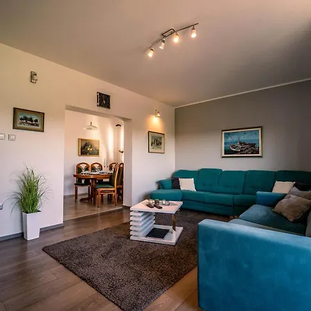 Nino Apartment Pula