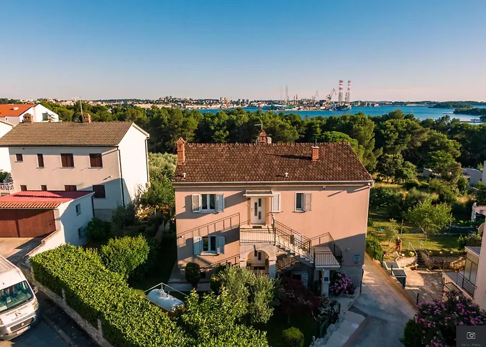 Nino Appartement Pula