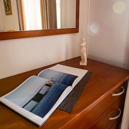 Nino 아파트 풀라